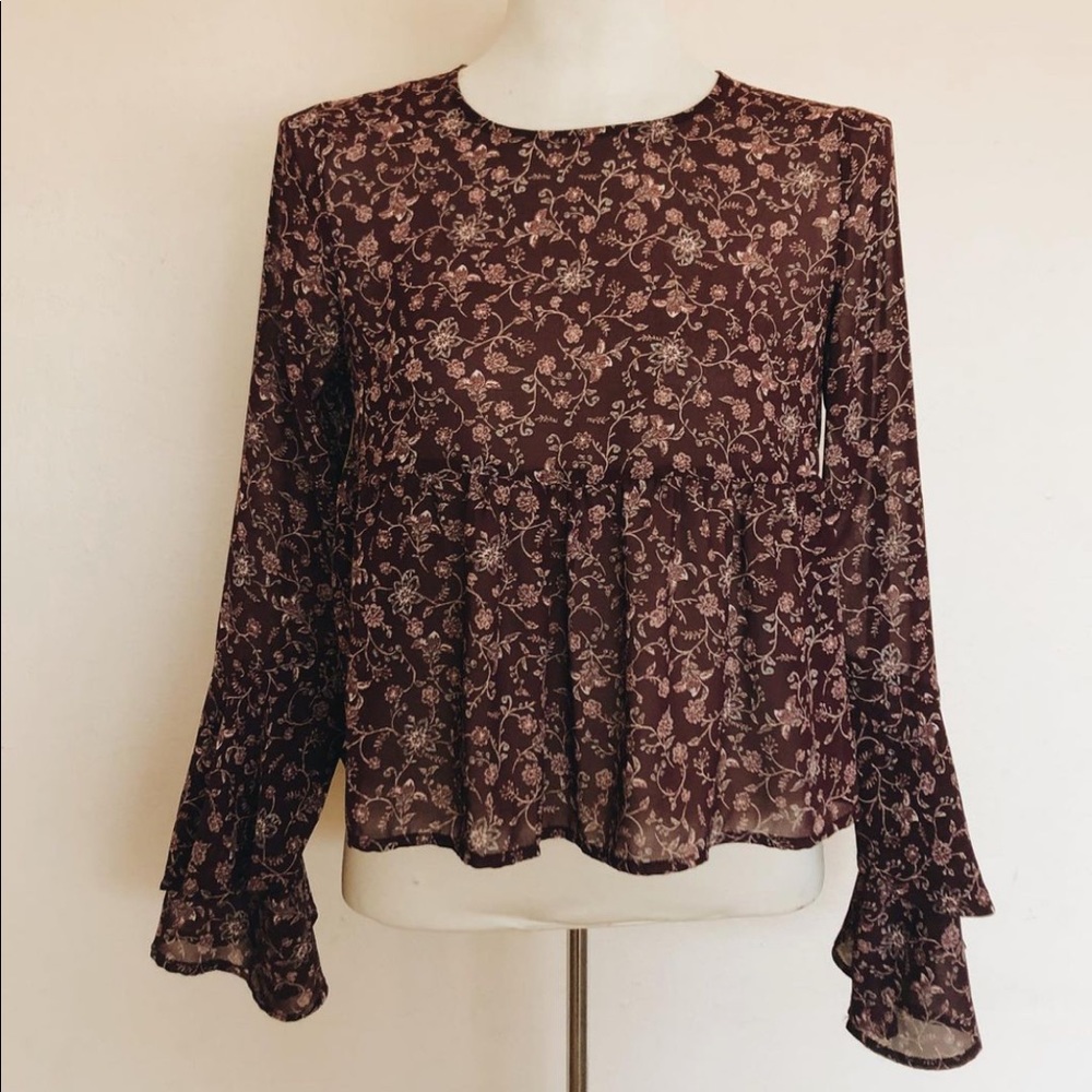 Ruffled long sleeve top